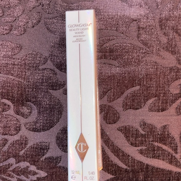 Charlotte Tilbury Other - NEW Charlotte Tilbury Glowgasm Beauty Light Wand High Blush